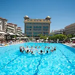 Üdülőközpont Aydinbey King's Palace & 5*