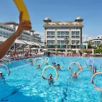 Üdülőközpont Aydinbey King's Palace & 5*