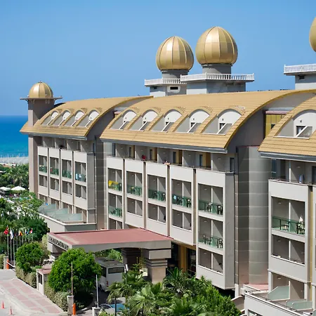 Üdülőközpont Aydinbey King's Palace & 5*